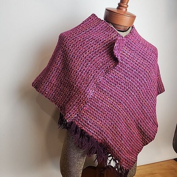 Rustic Handmade Knitted Wool Poncho Wrap Shawl Original Purple Magenta S/M - Picture 2 of 15